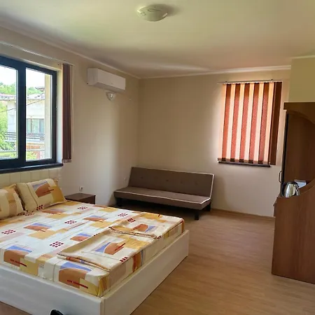Sunrise - Гостевой дом 3*